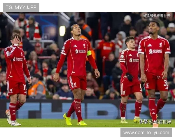 索博斯洛伊凌空抽射，利物浦短暂扳平埃因霍温