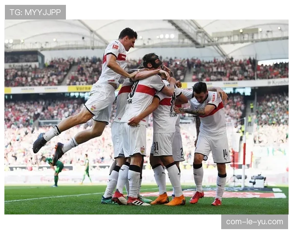 斯图加特1-0柏林联，绝杀源于菲里希右路突破后的低平传中